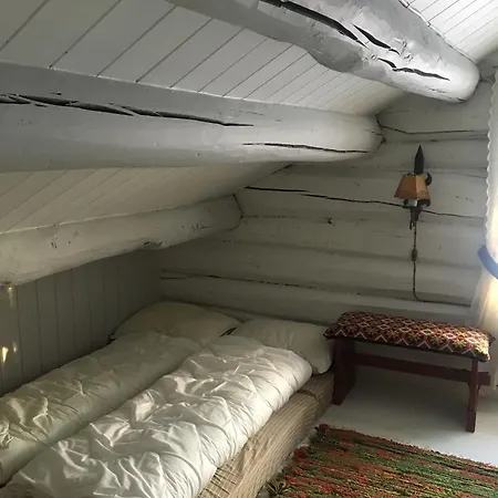 Smasetran Gard Roros